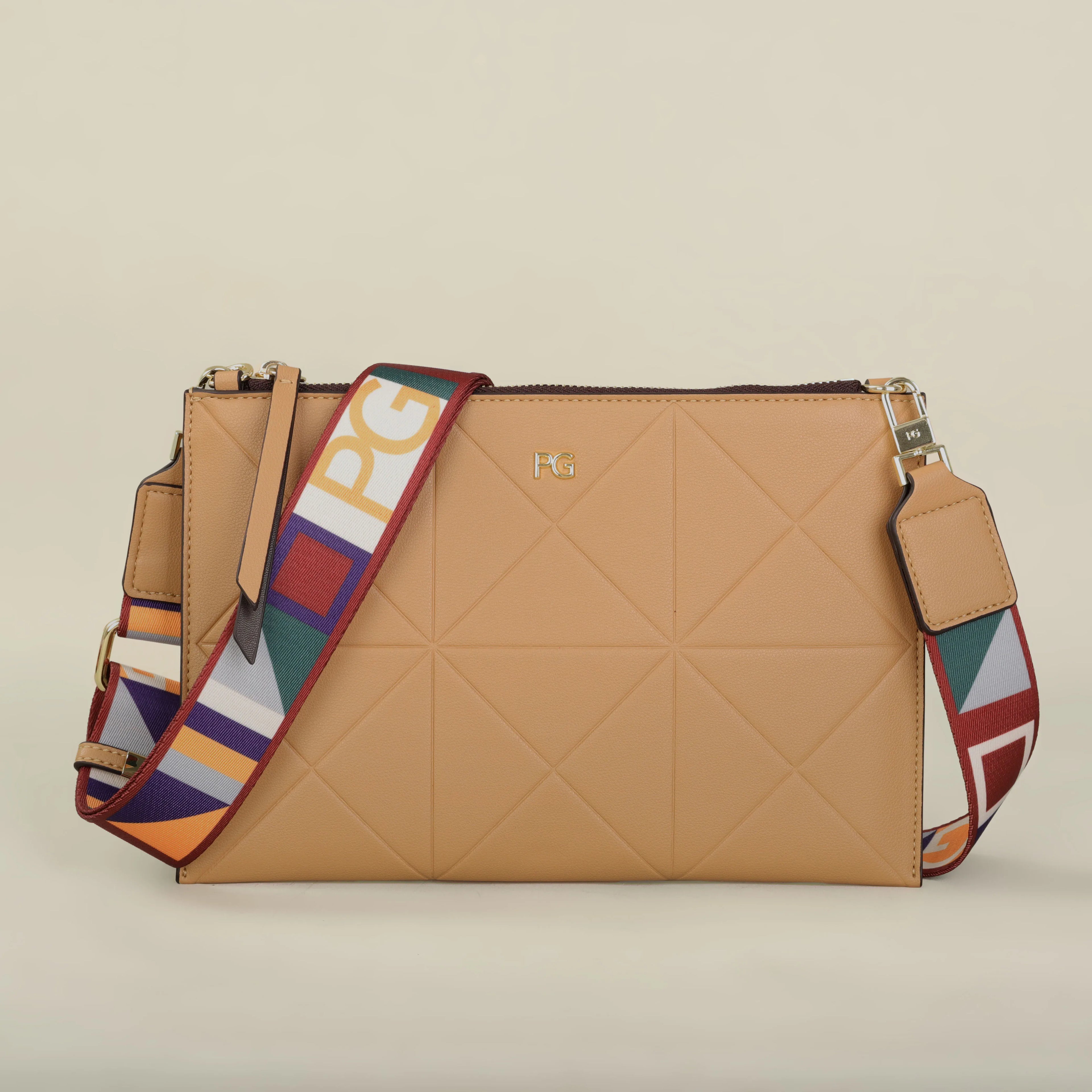 PG New Women Handheld Bag Easy carry Better design Business Commuter Party Handheld Bag Envelope bag